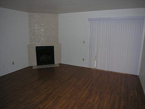 2nd image of 1553 W Mercer Ln APT 2