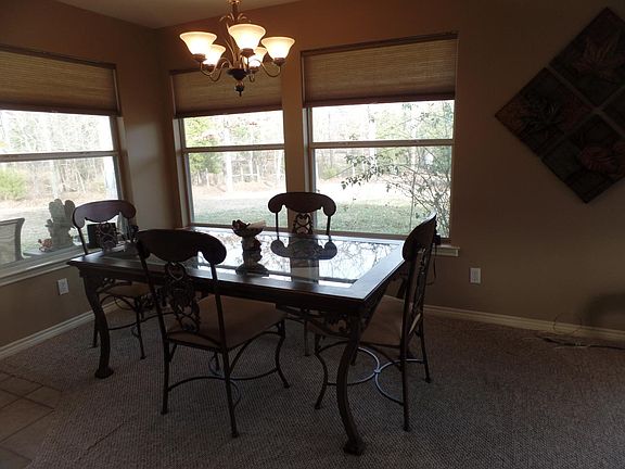 Dinette overlooks huge yard