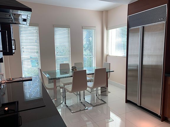 3rd image of 2645 S Bayshore Dr APT 301