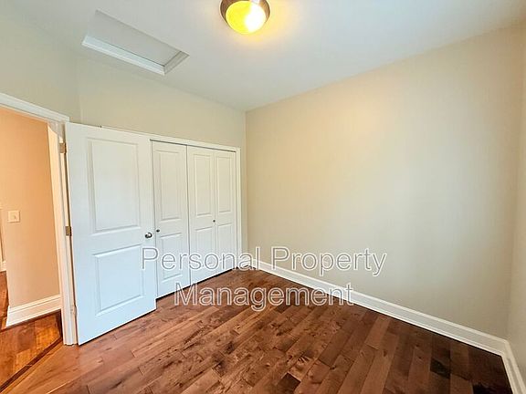 4th image of 15712 NE 24th Ave