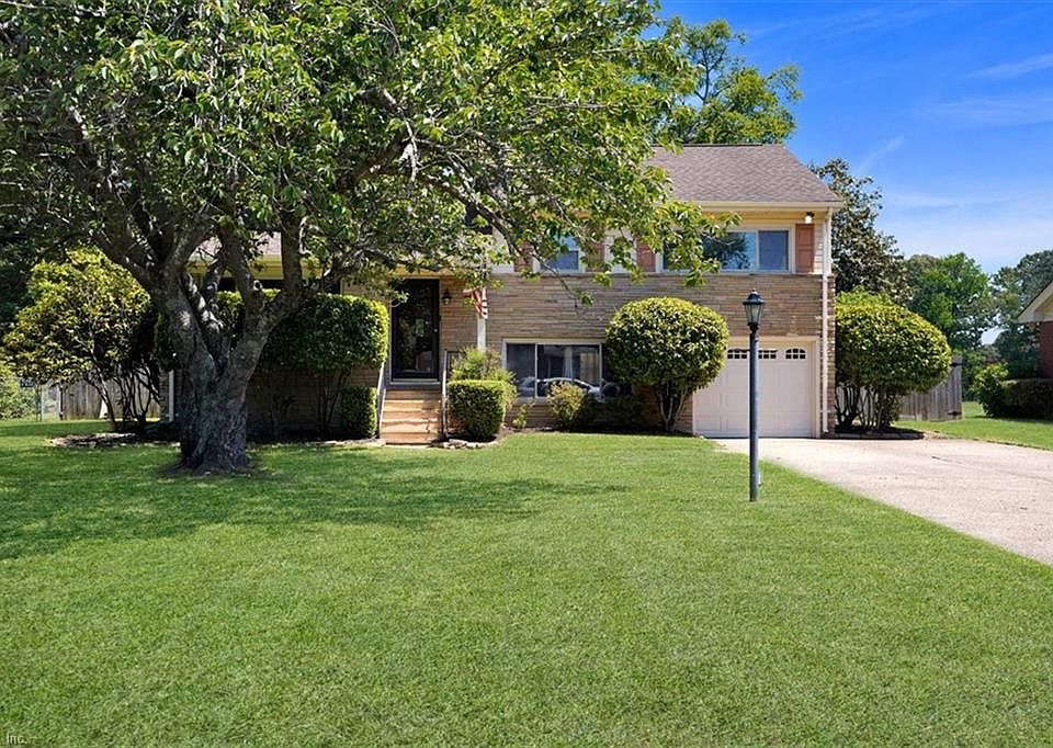 1st image of 244 E McGinnis Cir