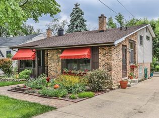 623 S Finley Rd, Lombard, IL 60148