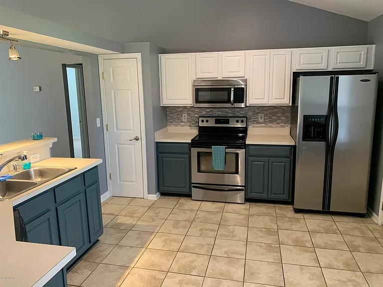 12018 Sunchase Dr — Photo 5