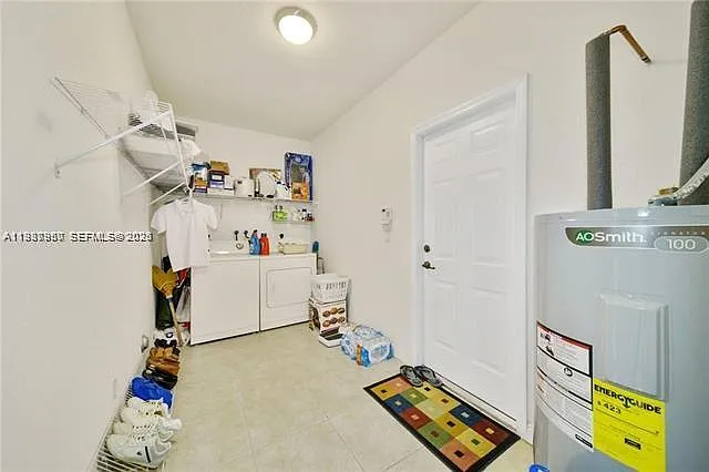 5271 SW 141st Ter — Photo 11