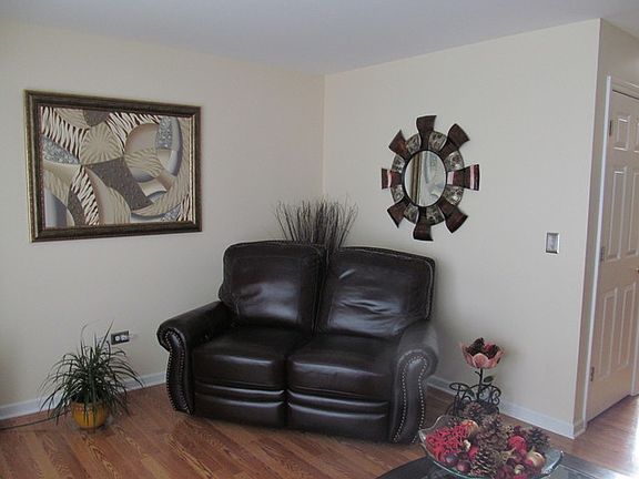 4th image of 54 Aegina Ct