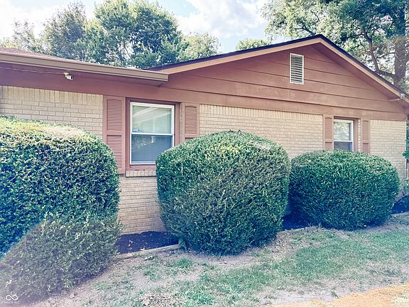 4th image of 8904 Camby Rd