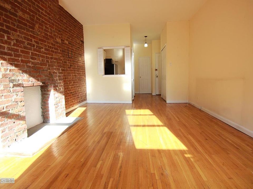 2nd image of 316 E 83rd St APT 3D