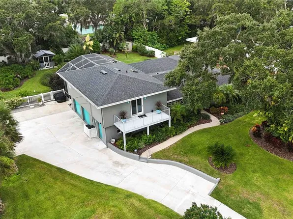 1508 S Riverside Dr, New Smyrna Beach, FL 32168
