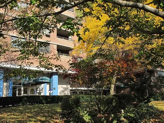 Sold by LoHo Realty | media 10