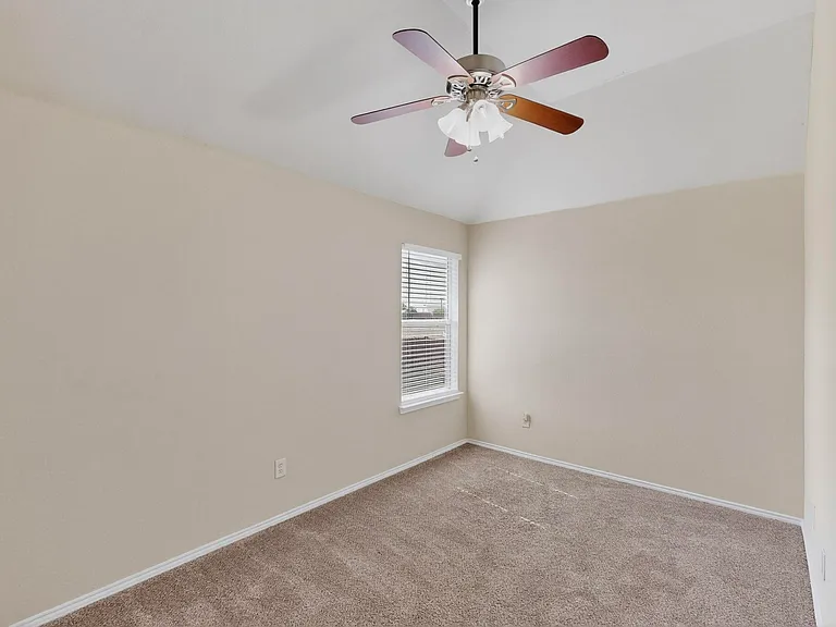 9906 Gessner Dr — Photo 32
