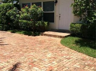1815 Middle River Dr, Wilton Manors, FL 33305