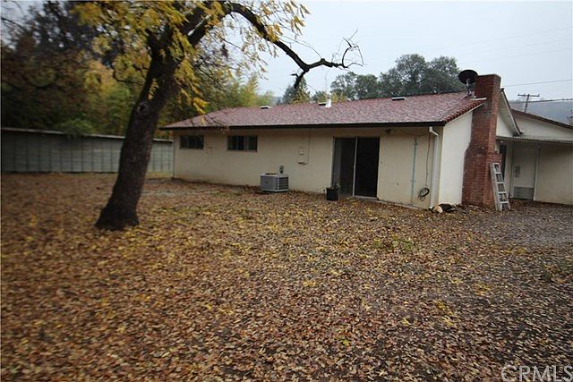 2nd image of 1059 Honey Run Rd