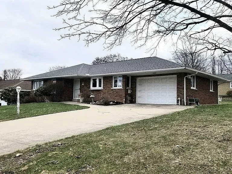 2 bed, 1162 sqft, $2,000 — Photo 2