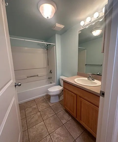 45 Stephen Ln #814 — Photo 7