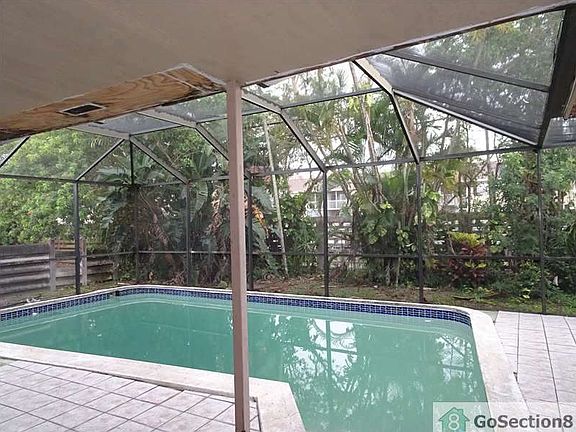 3rd image of 6648 Emerald Lake Dr