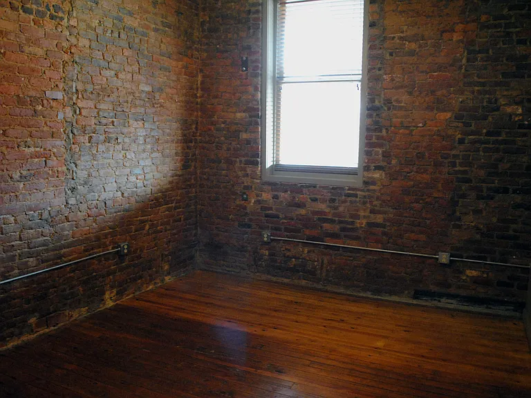 829 South Railroad Avenue — Photo 7