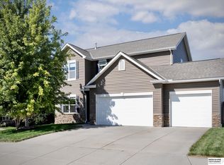 3302 N 210th St, Elkhorn, NE 68022