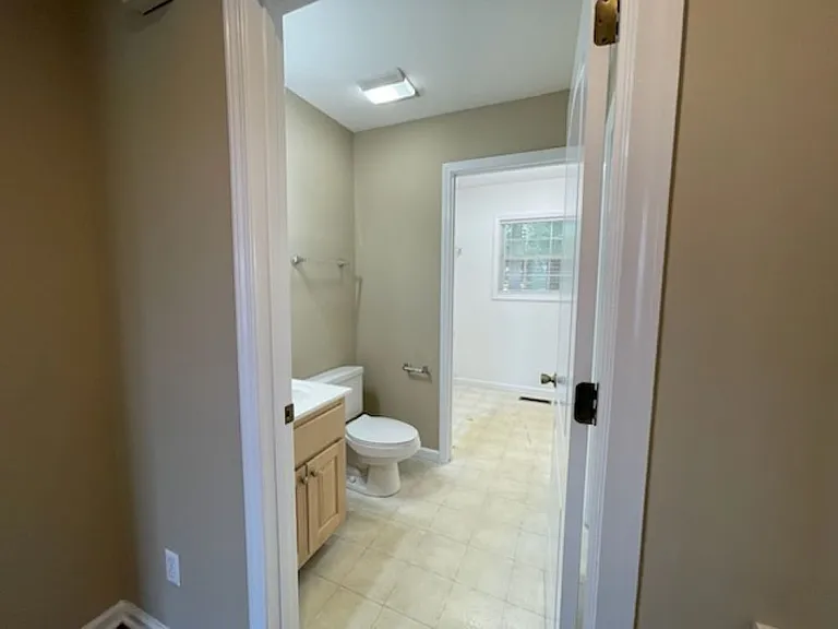 1625 Farmington Dr — Photo 12