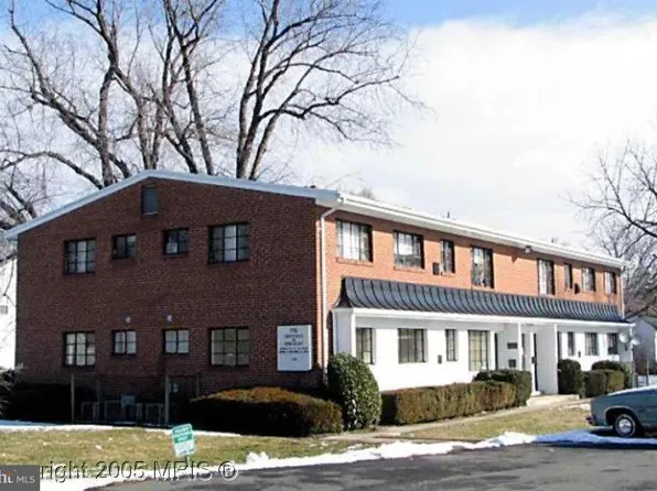 2761 Annandale Rd APT 2, Falls Church, VA 22042