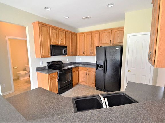 3rd image of 4510 Sandtyn Dr