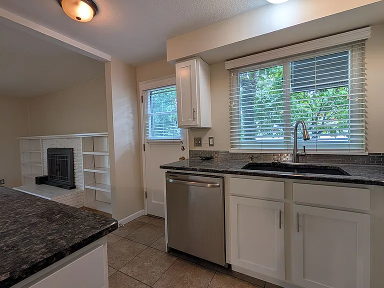 3338 Gardenia Way — Photo 10