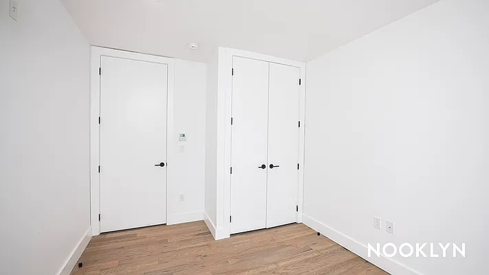 Rented by Nooklyn NYC LLC | media 25
