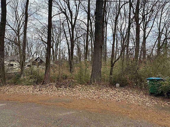 2nd image of 5711 Green Valley Rd