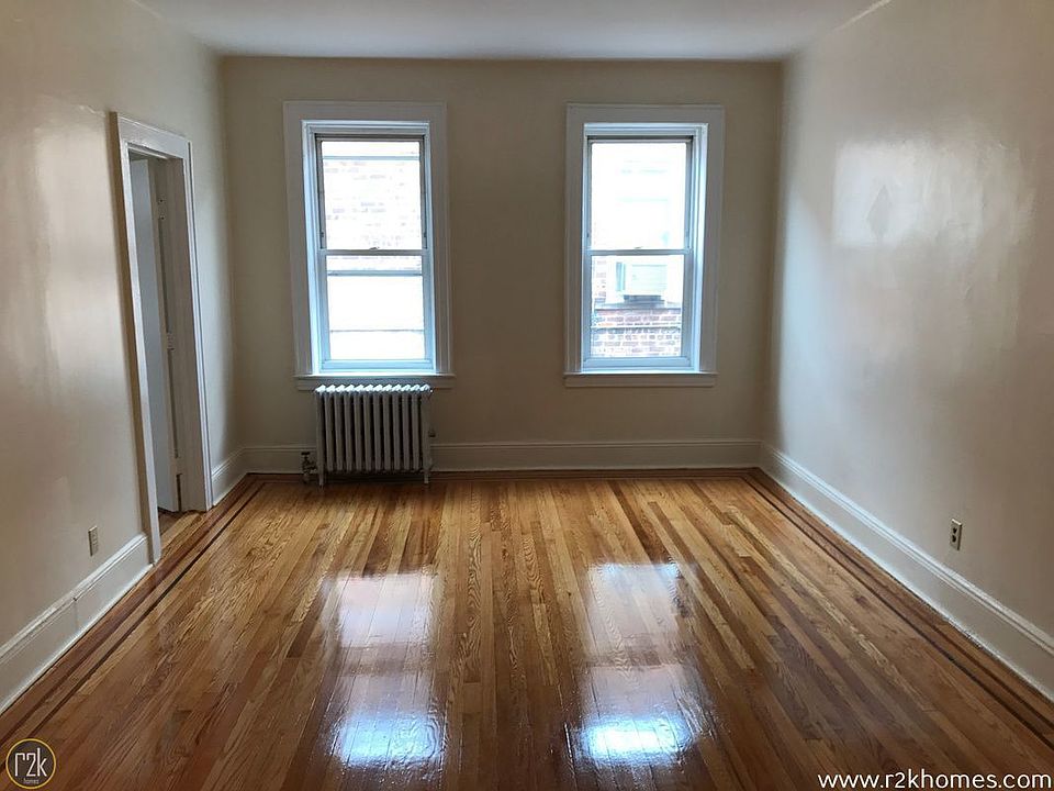 1st image of 4236 81st St APT 3R