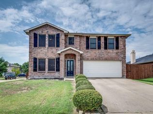 2911 Clemente Dr, Grand Prairie, TX 75052