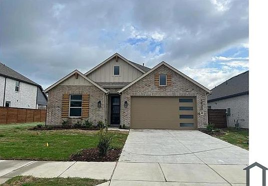 1st image of 1932 Harmony Pine Way #1