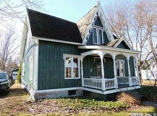 12 Center St, Union Springs, NY 13160