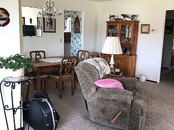 4th image of 205 W Tanner Ave