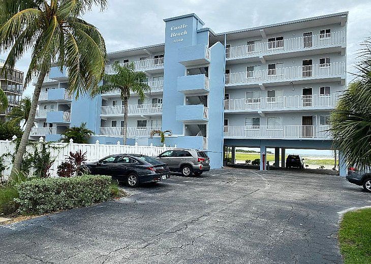 1st image of 8300 Estero Blvd