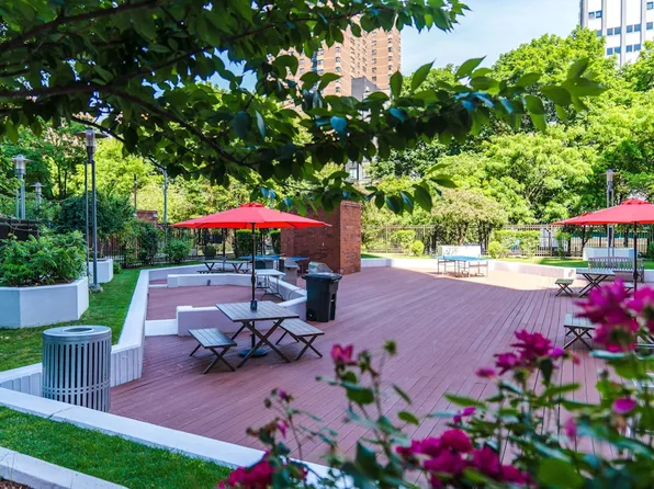 480 2nd Avenue image 24 of 28