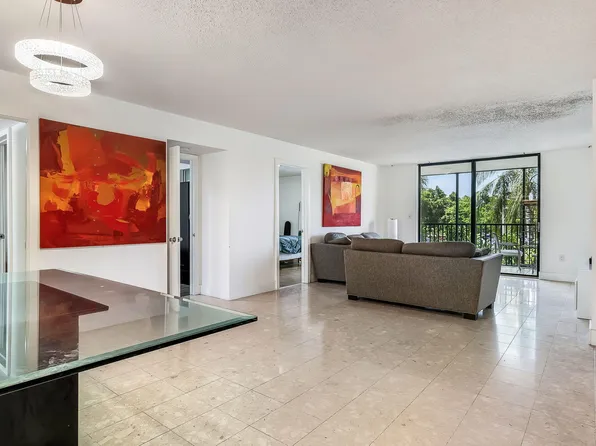 900 NE 195TH Street #217, Miami, FL 33179