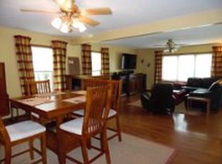 144 Lynn Dr, Williamstown, WV 26187