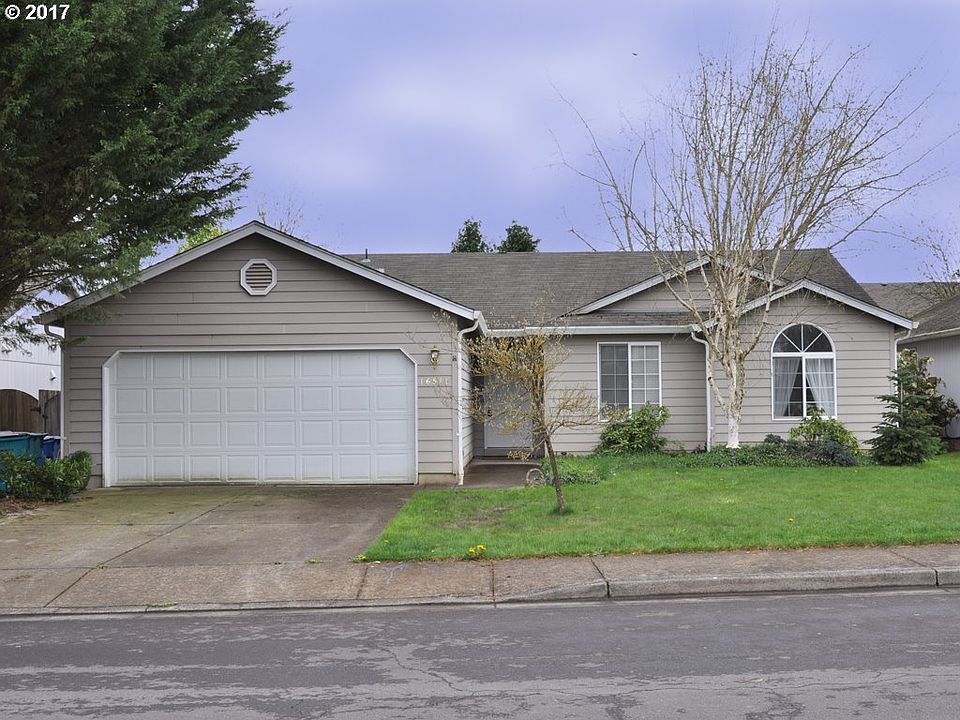 1st image of 16511 NE 82nd St