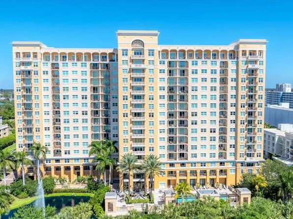 750 N Tamiami Trl #Penthouse 6, Sarasota, FL 34236