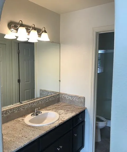 3689 Richmond Ave — Photo 11