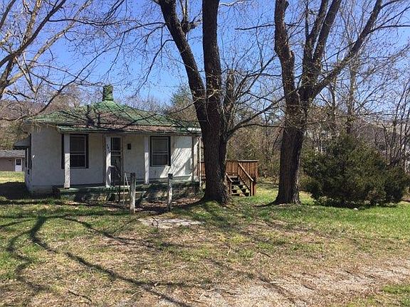 3rd image of 3012 Aspen Ave