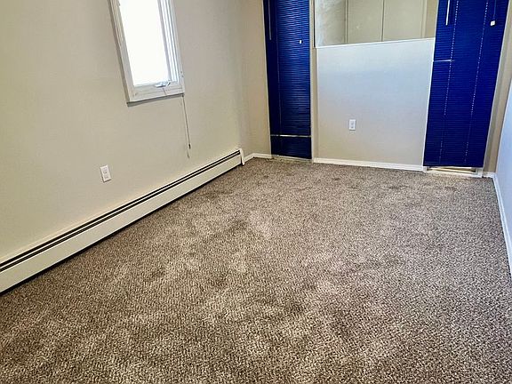 5th image of 648 Dowling Rd #203
