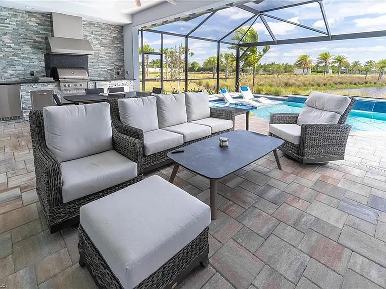 8754 Calypso Ct — Photo 35