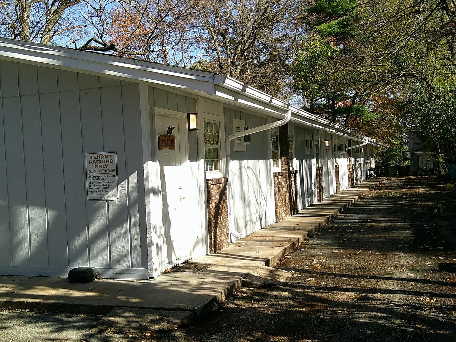 829 S Douglas Ave — Photo 4