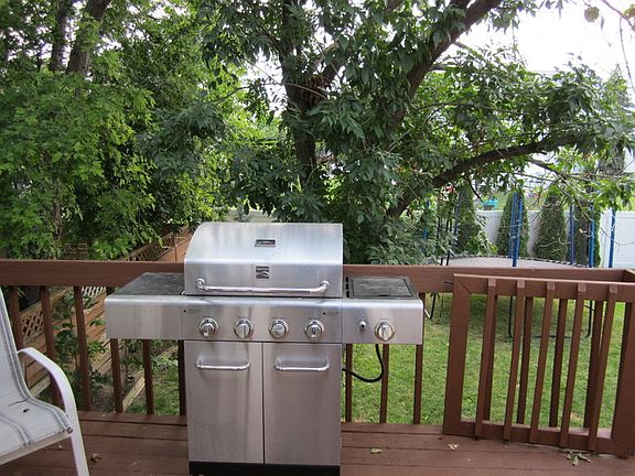 3rd image of 4840 Wallington Dr