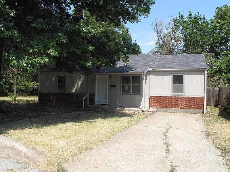1st image of 1516 Charles St