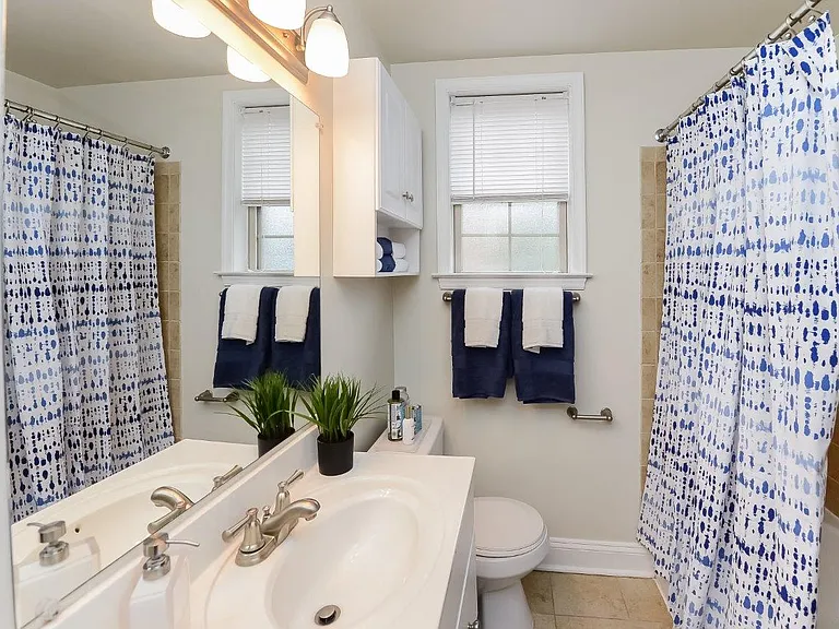 The Villas at Bryn Mawr Apartment Homes — Photo 12