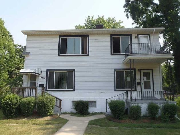 1st image of 25836 E Huron River Dr
