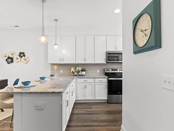 4th image of 6810 Milligan Way #103