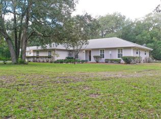 7402 SW 250th St, Newberry, FL 32669