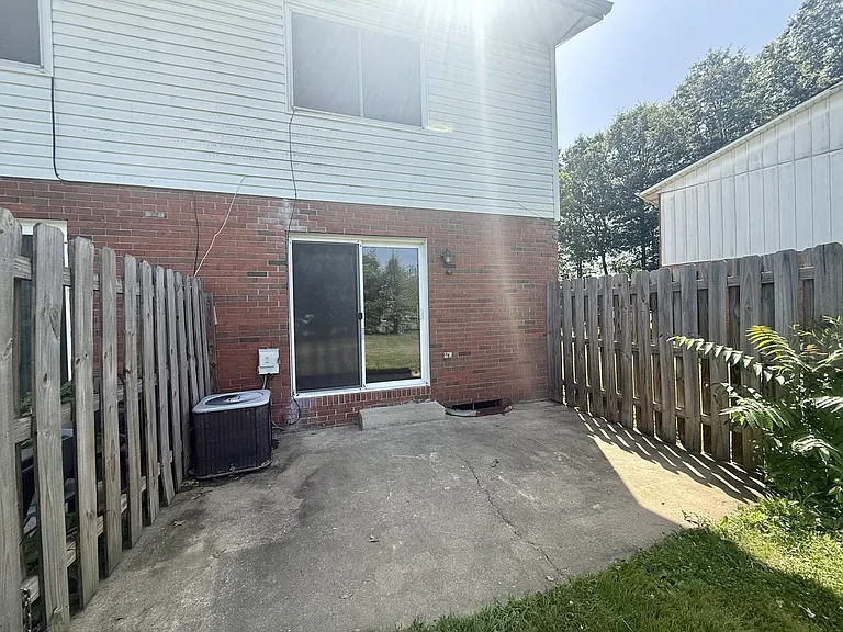 340 Cathedral St #344 — Photo 14